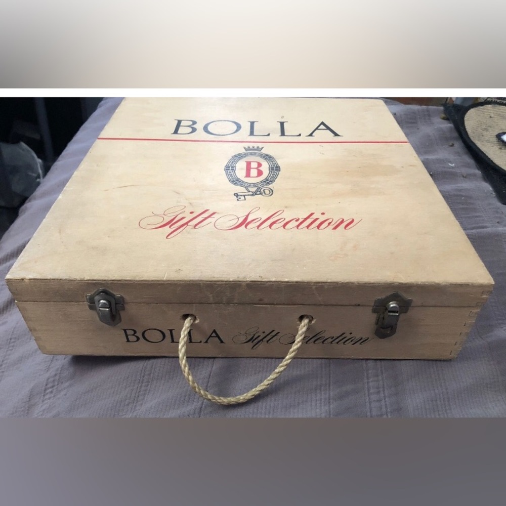 Vintage Wood WINE Case Box BOLLA Brass Latches Rope Handle - ITALY very nice NM